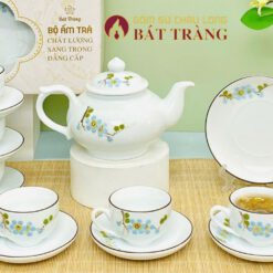 Bộ ảnh ấm quà tặng